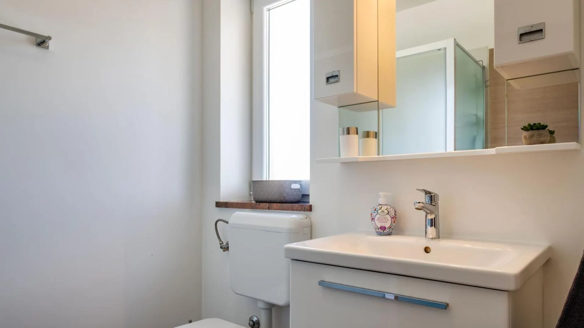 Villa Mia, Your Warm And Sunny Family Getaway Cere 度假居